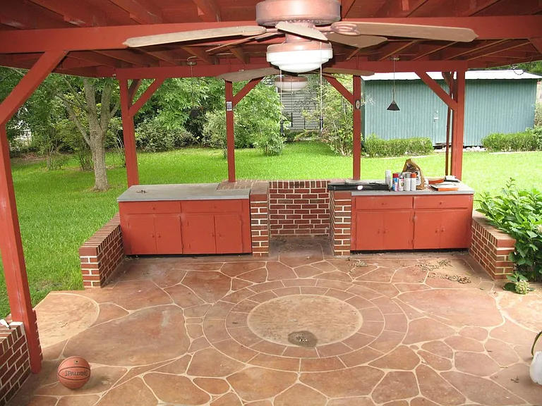 1532 Myrtle Dr — Photo 7