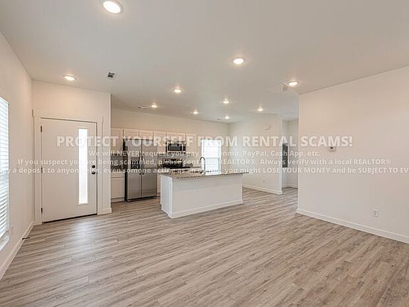 3rd image of 621 Saint Charles Pl