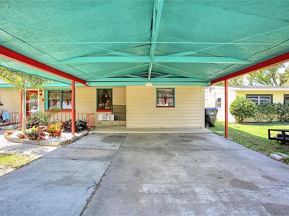 3rd image of 3610 Sutton Dr