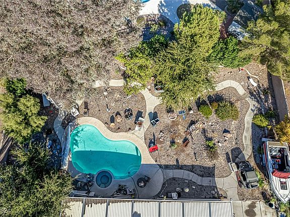 4th image of 6542 Solitary Ave