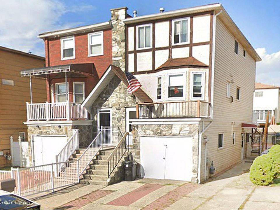 1st image of 209 McVeigh Ave