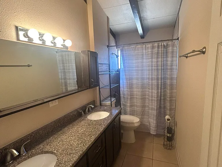 212 Crestmont Dr — Photo 10