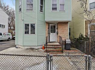 26 Gillooly Rd, Chelsea, MA 02150