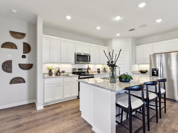 13203 Desert Orchid Dr, Buda, TX 78610