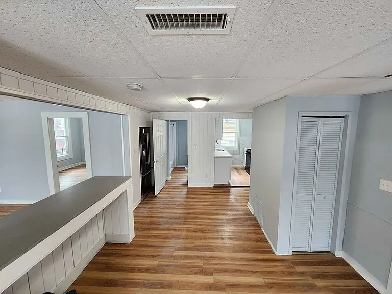 540 Hall St #2 — Photo 2