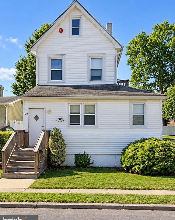 20 E 3rd Ave