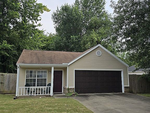 2nd image of 477 E Evergreen Ln