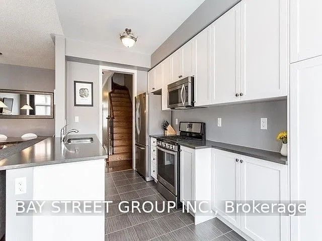 3 bed, $3,100 — Photo 2