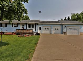 6035 Condren Rd, Newfane, NY 14108