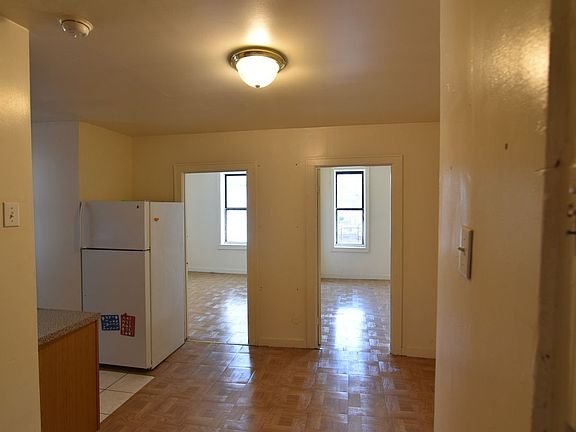 2nd image of 236 E 16th St APT 1C