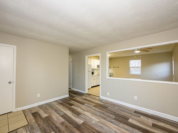 2nd image of 111 Hickory Hill Dr
