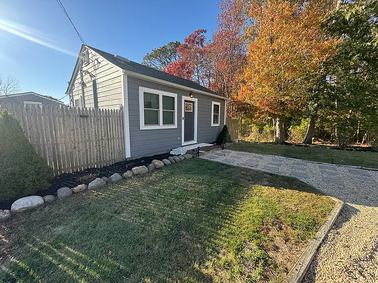 Sheridan Dr — Photo 3