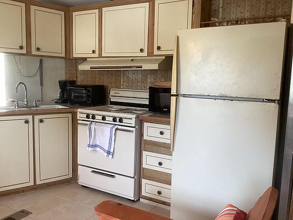 5th image of 264 Mars Ln