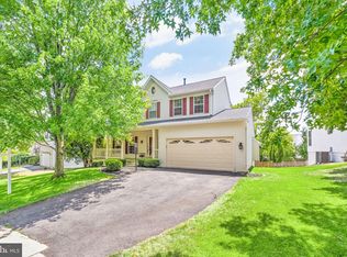 42837 Crossbow Ct, Ashburn, VA 20147