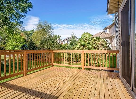 2nd image of 1084 Long Leaf Ct