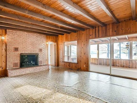 5th image of 304 Aspen Ln