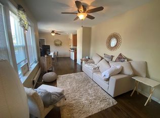3811 N Western Ave APT 3R, Chicago, IL 60618