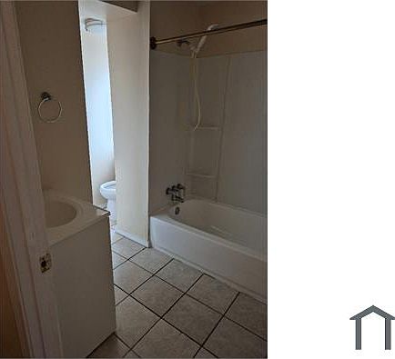 4th image of 2224 Osage St