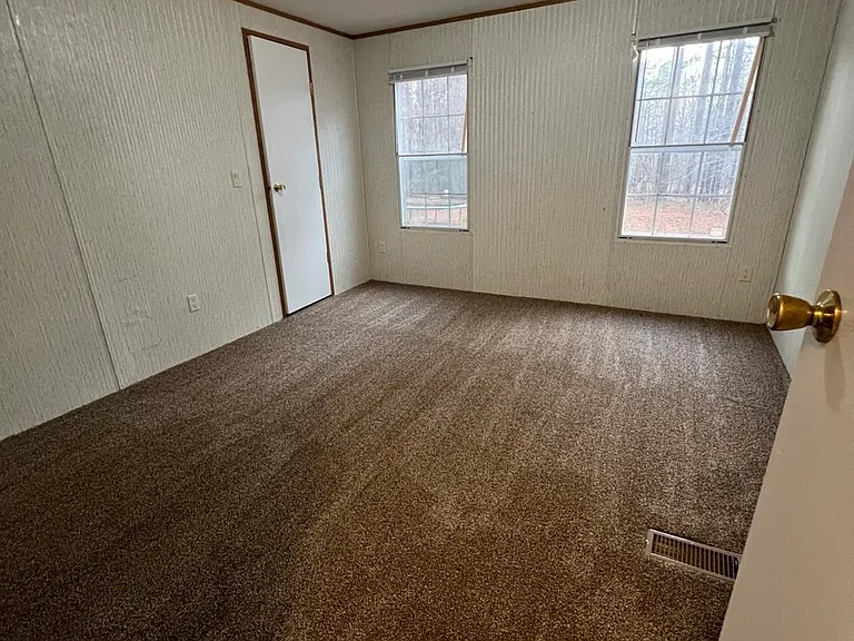 34 Gold Finch Ln — Photo 4