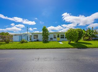 8904 Palm St, Boynton Beach, FL 33436