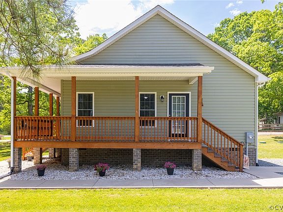 3rd image of 2779 Grayson Dr