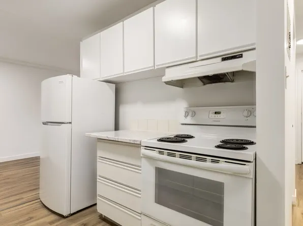 South Ridge Apartments