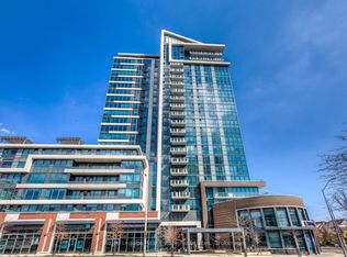 1 Hurontario St #308, Mississauga, ON