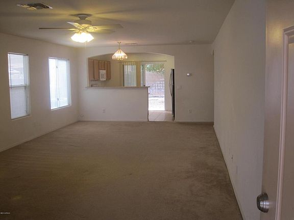 4th image of 2932 S 92nd Dr