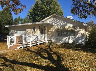 20 Macnaughton Rd, Pueblo, CO 81001