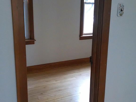 3rd image of 2032 N Keeler Ave APT 1