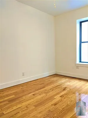 Rented by Skyline Group Real Estate | media 26