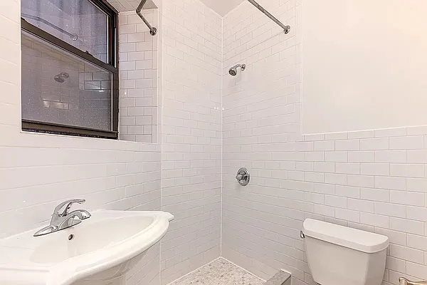 Rented by REAL New York | media 10