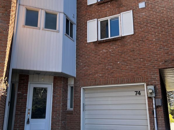 74 Thimble Berryway, Toronto, ON M2H 3K7