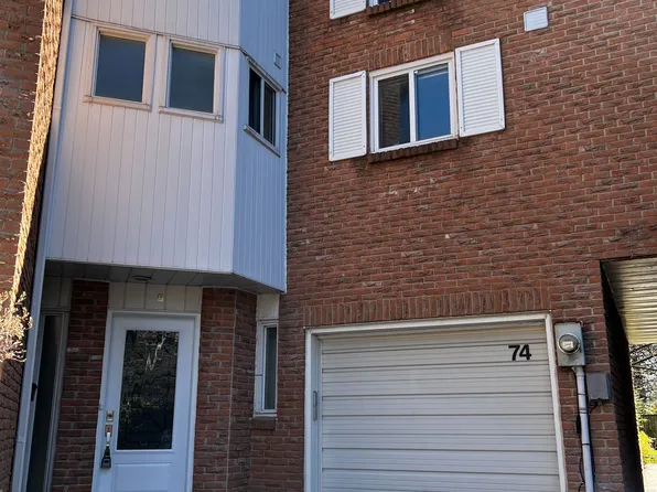 74 Thimble Berryway, Toronto, ON M2H 3K7