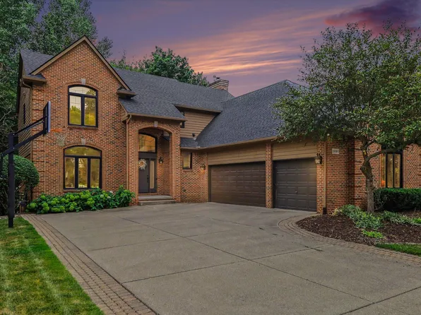 18080 Cascade Dr, Northville, MI 48168