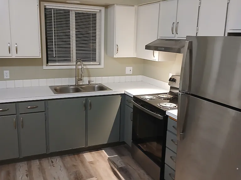2828 N Julia St — Photo 7