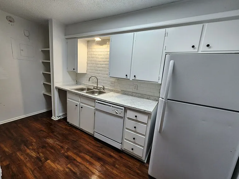 306 N Toledo Ave — Photo 13