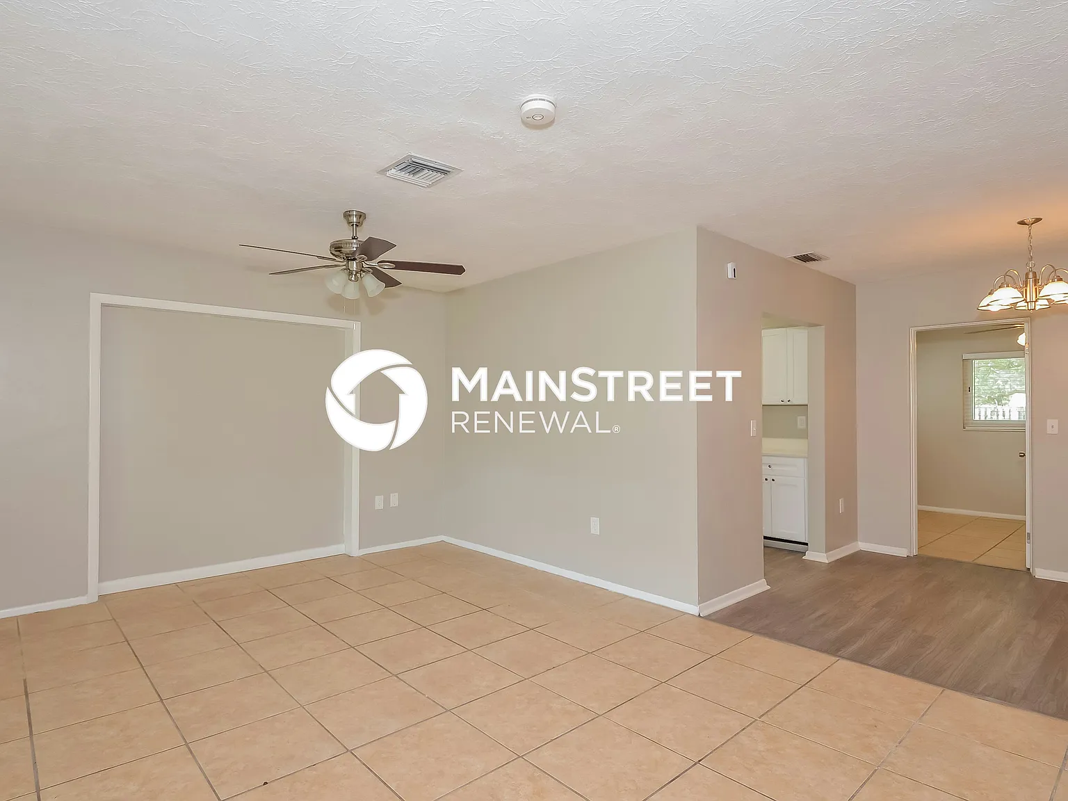 2835 Trinidad St — Photo 3