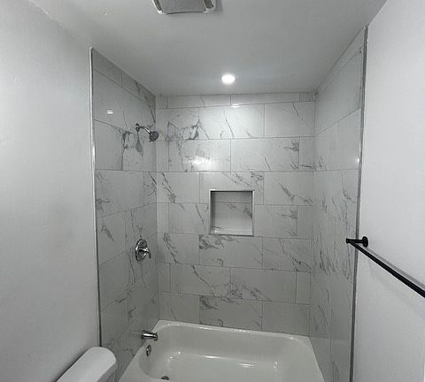 5th image of 4085 49th St APT 7