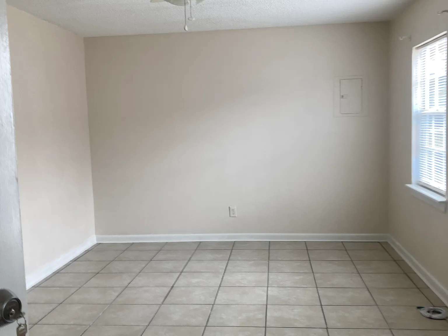 515 State St — Photo 4