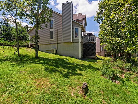 5th image of 359 Juniper Ct