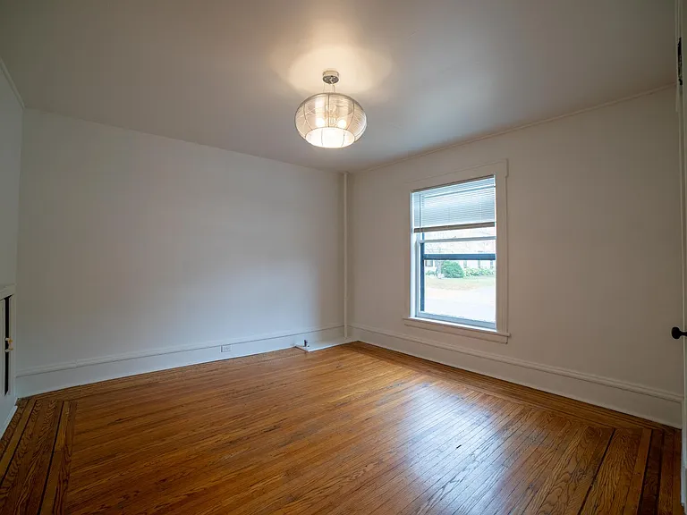 Dover Apartments — Photo 25