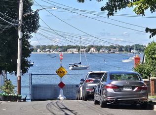 34 Carroll St #B, Bronx, NY 10464