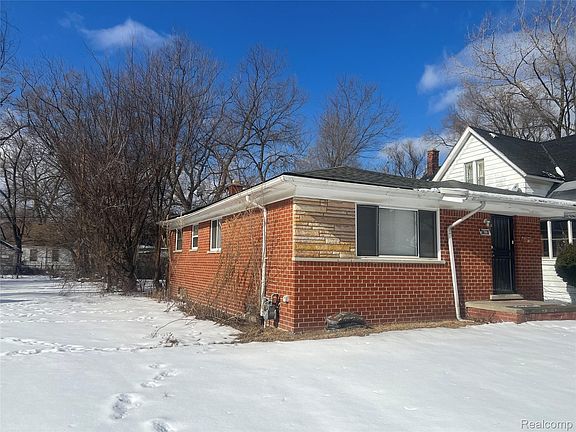 2nd image of 17861 Annott St