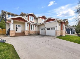 1012 Condor Pl, Squamish, BC V8B0P4