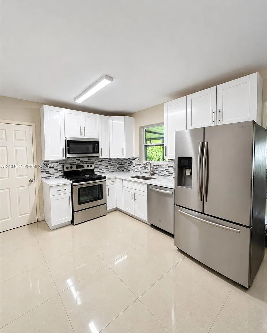 Miramar Sec 6 — Photo 2