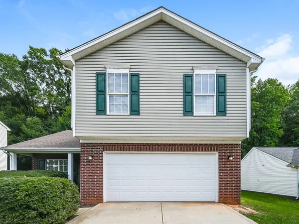 2070 Chapel Creek Rd SW, Concord, NC 28025