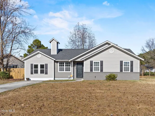 2606 Brookfield Drive, Midway Park, NC 28544