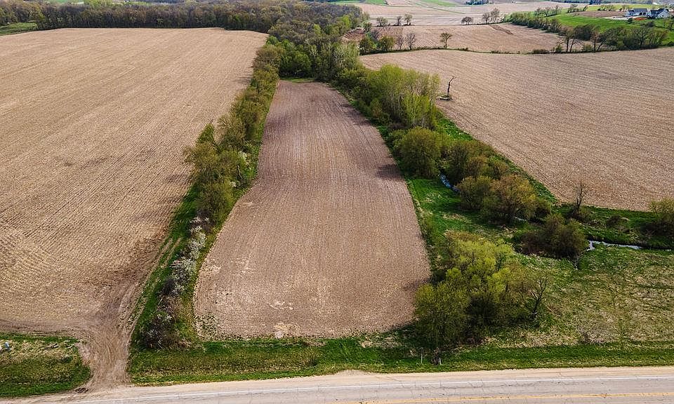 2nd image of 5.313 County Rd E