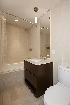 Rented by Space Marketing Shop | media 11